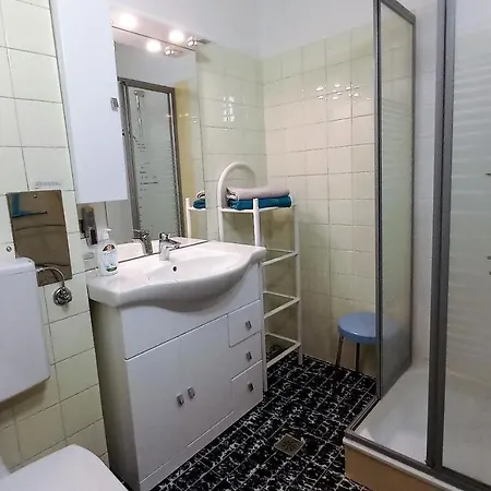 Apartment Maren Seeblick Haus Haensel&gretel Direkt Am Ossiacher Mit Hallenbad