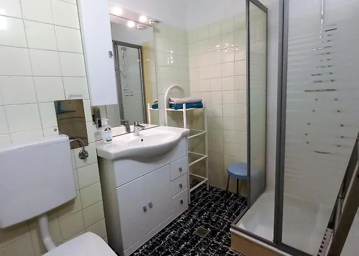 Apartment Maren Seeblick Haus Haensel&gretel Am Ossiacher See, Hallenbad, Skiarena Gerlitzen